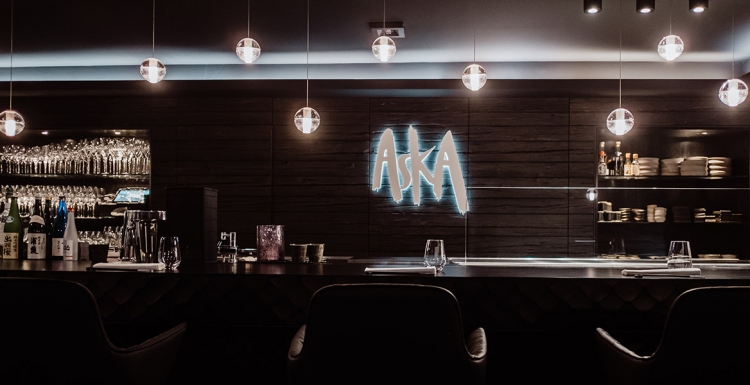 Die Sushi-Bar Aska erhält in diesem Jahr einen Michelin-Setrn. Foto: Michael Krug Photography